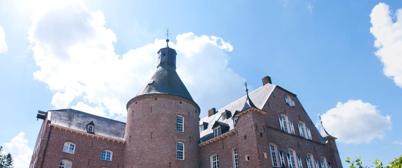 Bed and Breakfast Kasteel Aldenghoor à Haelen Extérieur photo