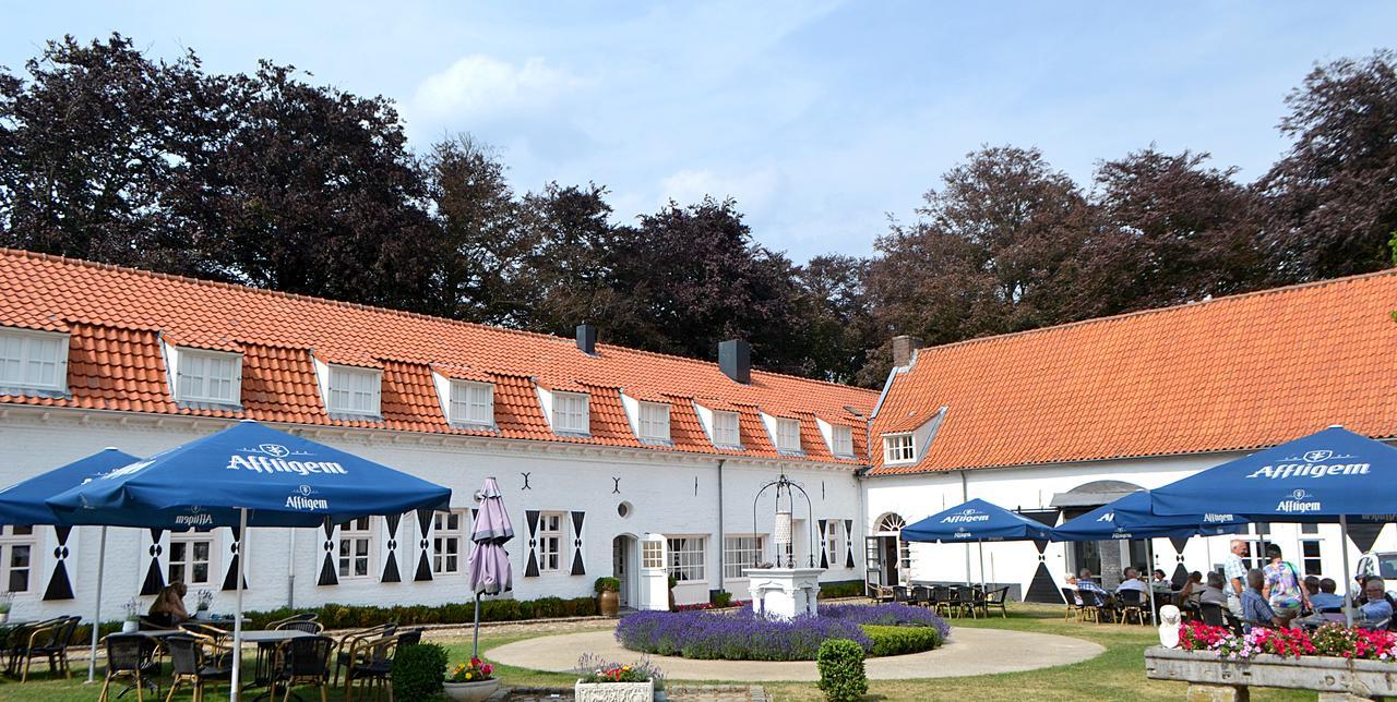 Bed and Breakfast Kasteel Aldenghoor à Haelen Extérieur photo